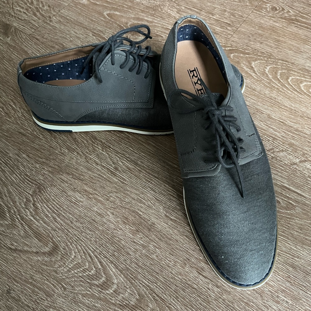 Men’s Rye Oxford Size 10.5 Shoe